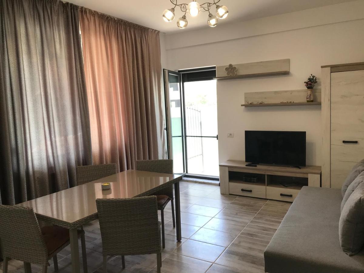 Apartamento La Belle Vie Năvodari Exterior foto