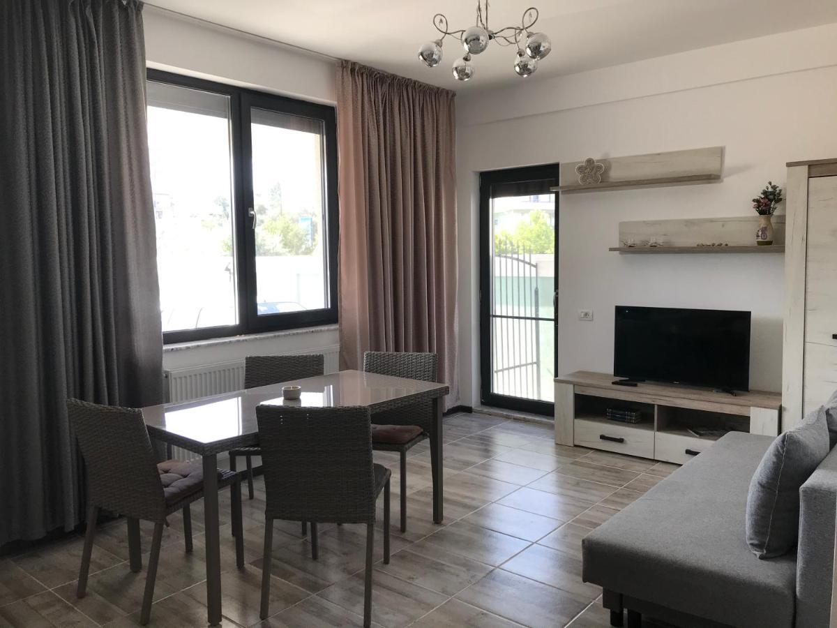 Apartamento La Belle Vie Năvodari Exterior foto